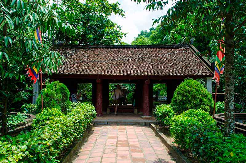 414 - Vietnam - Hoa Lu - templo a Le Dai Hanh 06